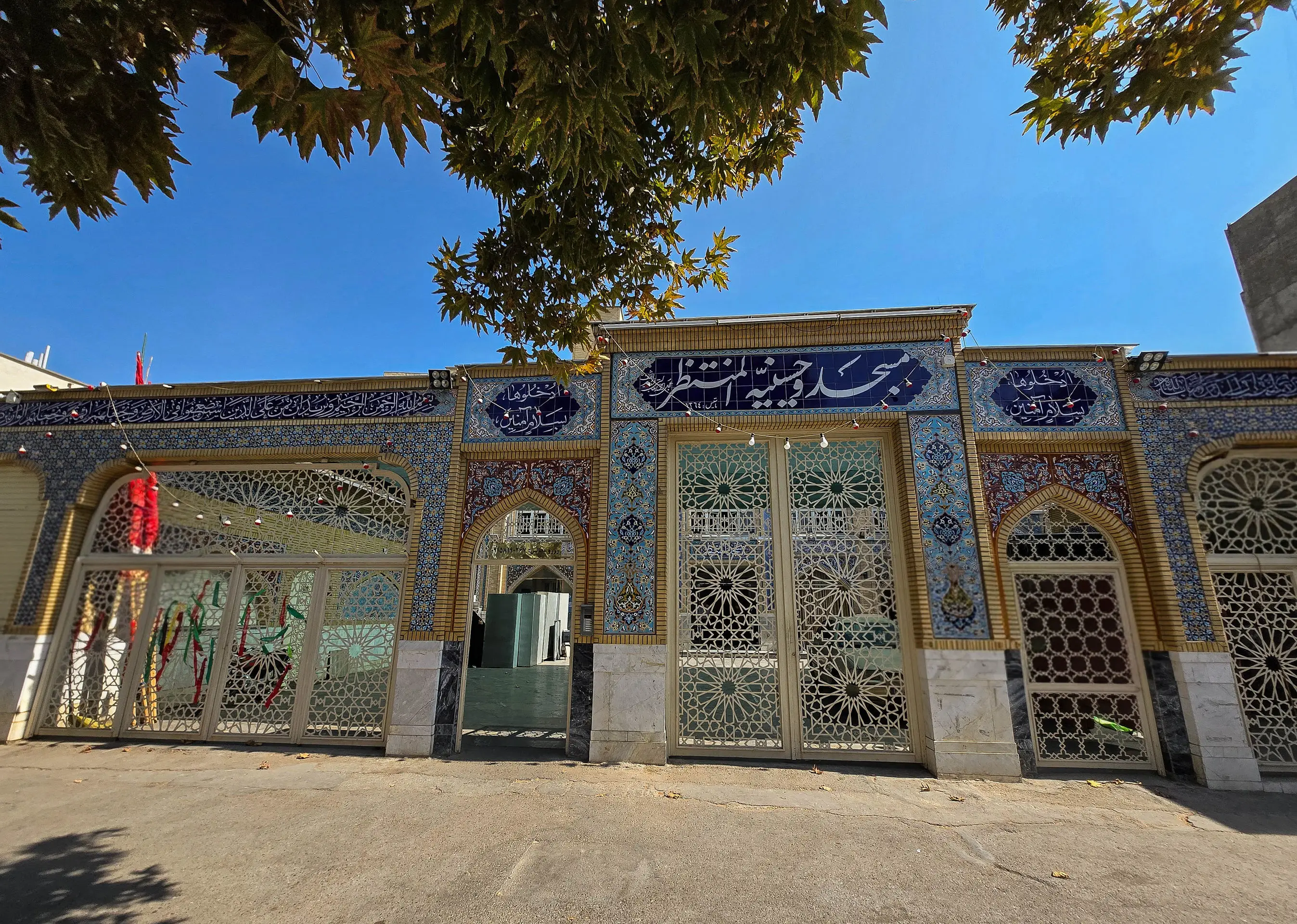 مسجد المنتظر مشهد